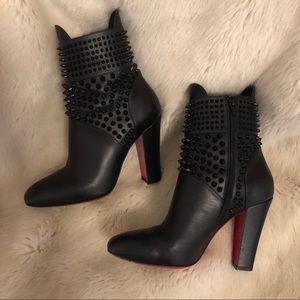 CHRISTIAN LOUBOUTIN Praguoise 100 size 37